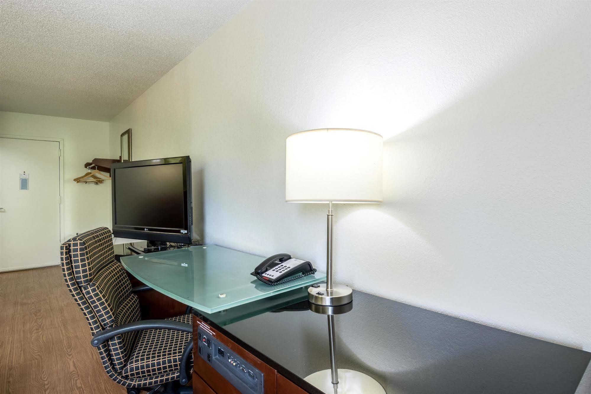Econo Lodge Airport Near Billy Graham Parkway Charlotte Buitenkant foto