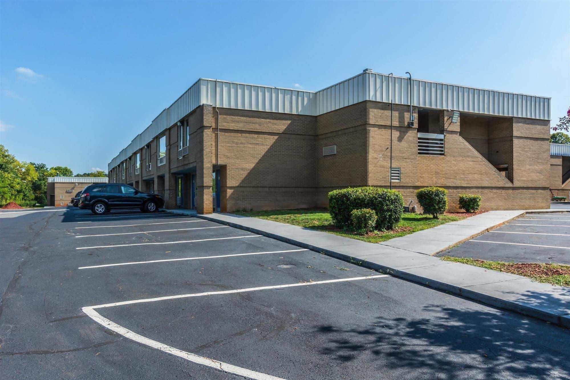 Econo Lodge Airport Near Billy Graham Parkway Charlotte Buitenkant foto